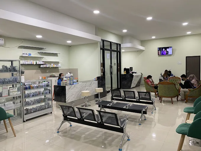Patient bed in Klinik Bunda Kita Keluarga